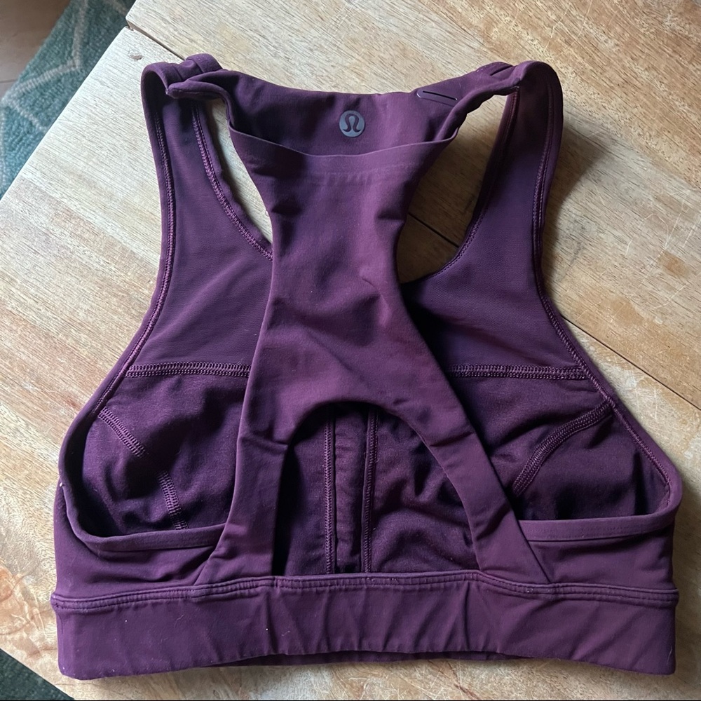 Lululemon pace perfect sports bra with phone pocket